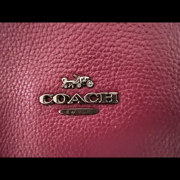 Berry Coach Shoulder Bag - Picture 4 of 4